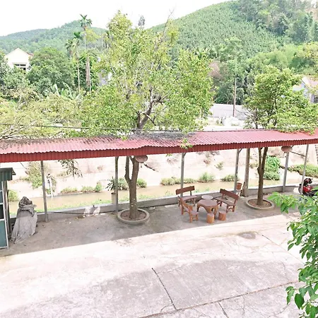 Khach San Hoang Ha River Town Yen Bai Exterior photo