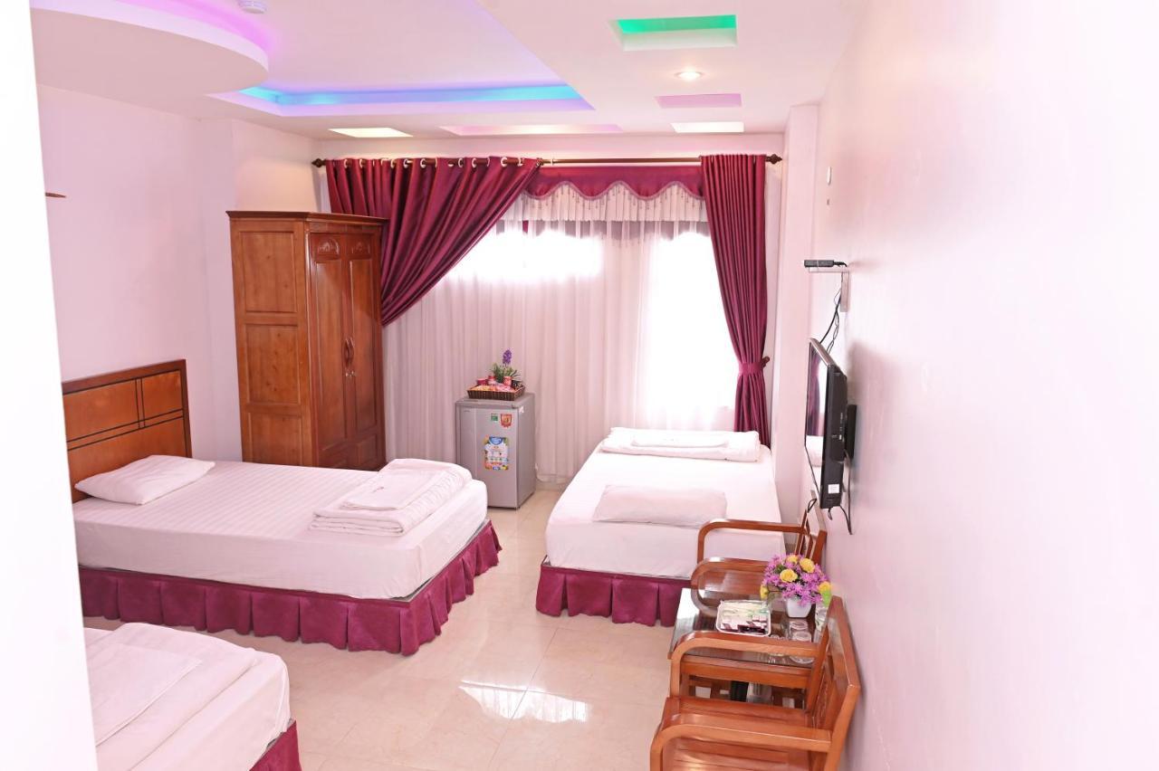 Khach San Hoang Ha River Town Yen Bai