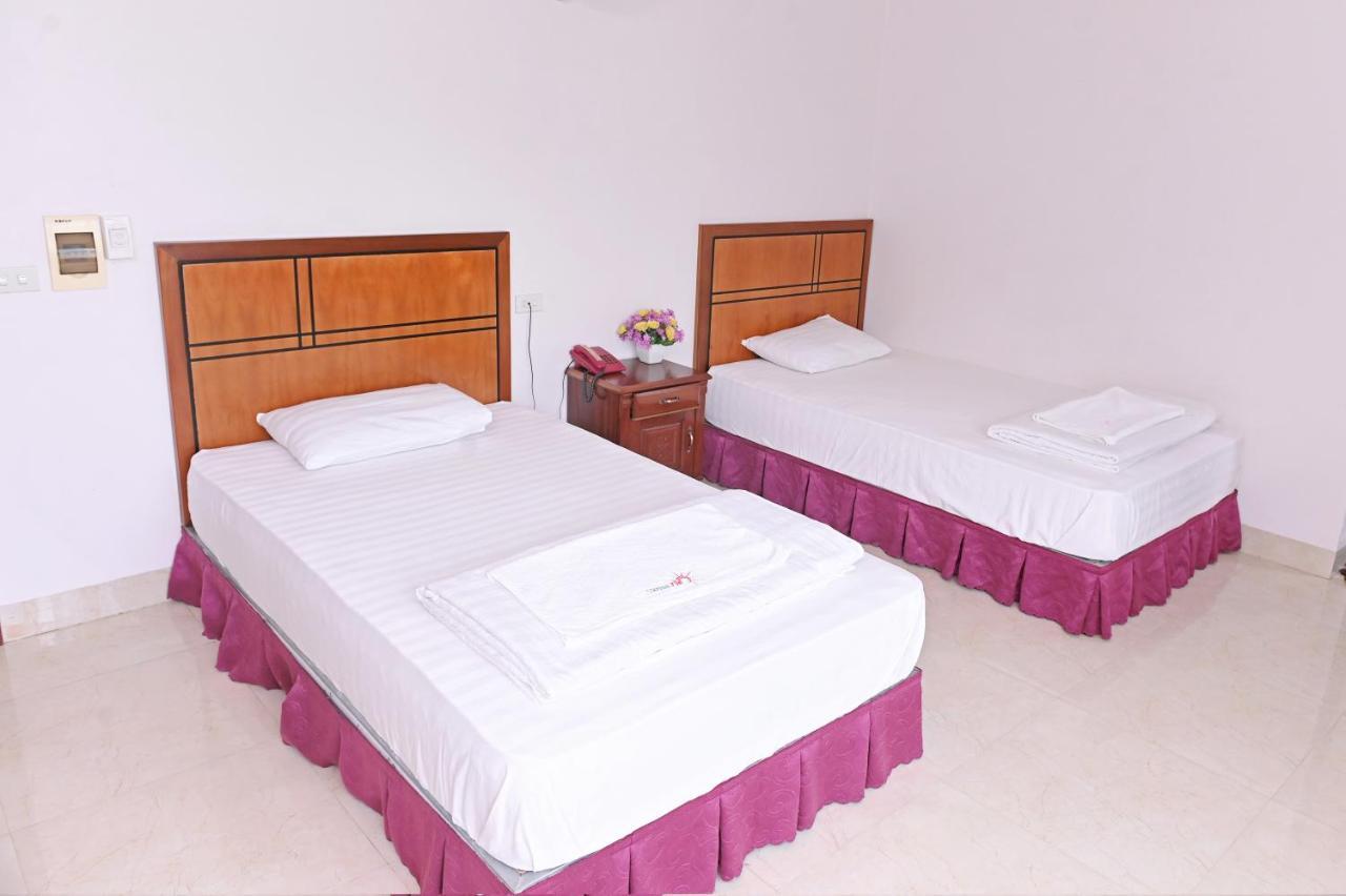 Khach San Hoang Ha River Town 2* Yen Bai