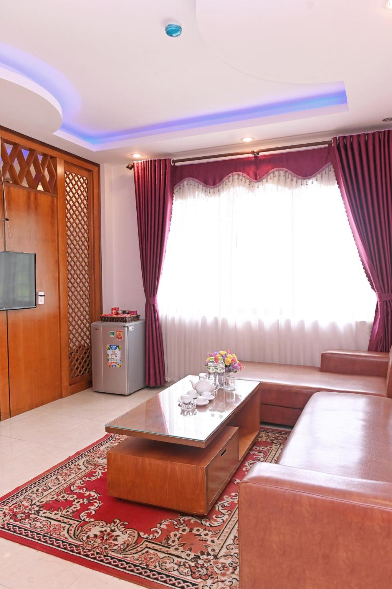 Khach San Hoang Ha River Town 2* Yen Bai